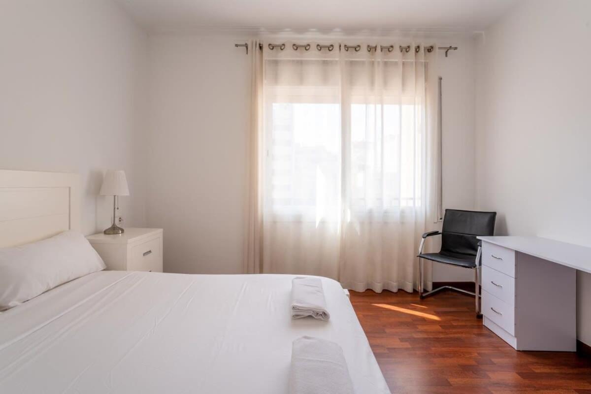 Eixample - Bright And Modern 4bd Only For Families Or Business Groups Apartment